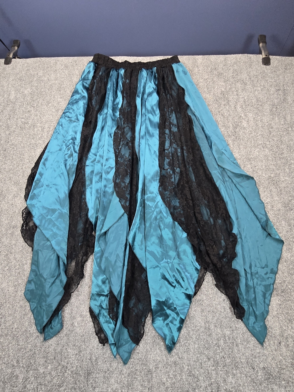 Handmade Black Emerald Fairycore Lace Handkerchief Hem Maxi Skirt Boho Festival - Picture 2 of 6